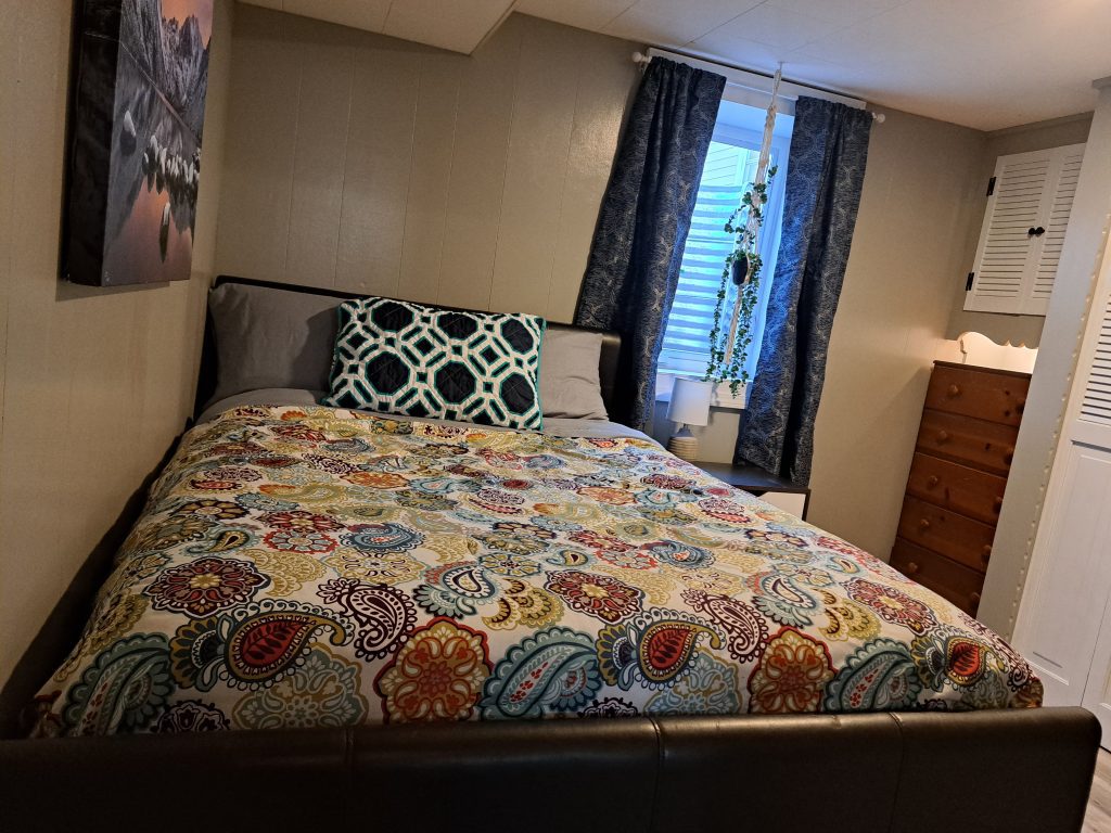 Lower Floor Bedroom - Full Sized Bed